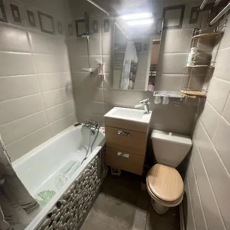 Appartement Au Centre Des Angles Avec Balcon, Casier A Skis, Et Kitchenette Equipee - Fr-1-593-86 *