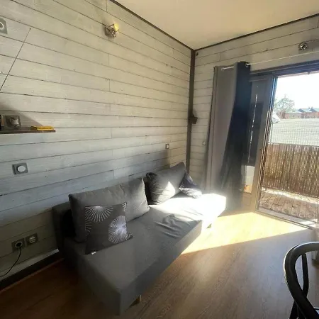 Au Centre Des Angles Avec Balcon, Casier à Skis, Et Kitchenette équipée - Fr-1-593-86 Appartamento *