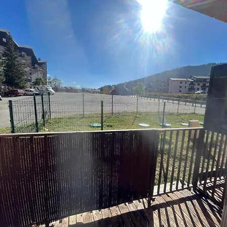 Au Centre Des Angles Avec Balcon, Casier A Skis, Et Kitchenette Equipee - Fr-1-593-86 Appartement Les Angles (Pyrenees-Orientales)